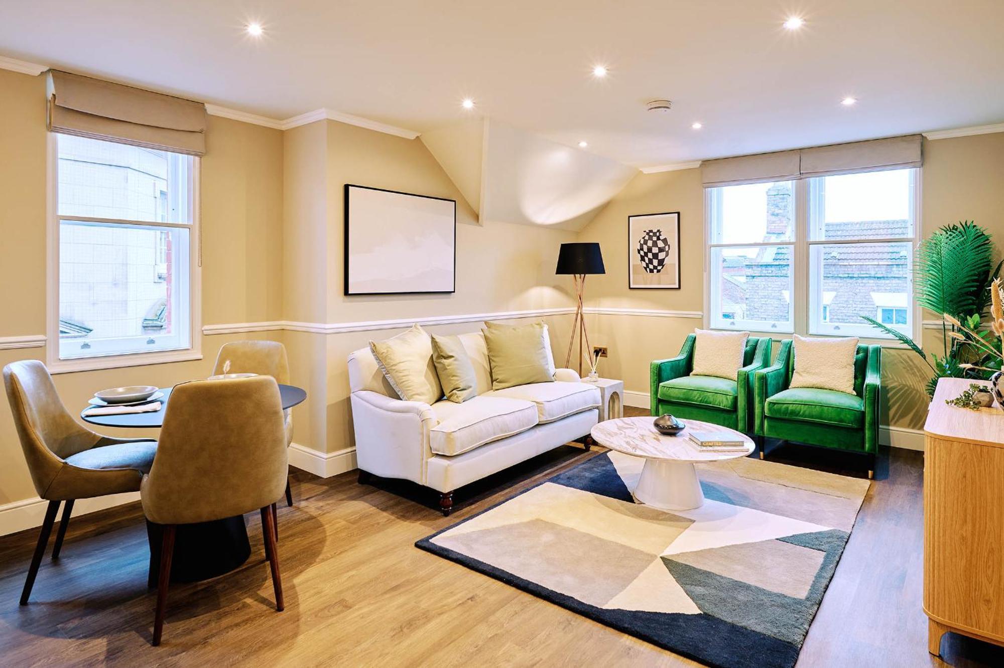 Nest Serviced Apartments Bedford Zewnętrze zdjęcie